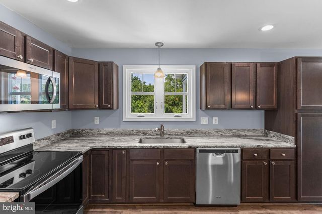 266 RIVERSIDE DR, Front Royal, VA 22630