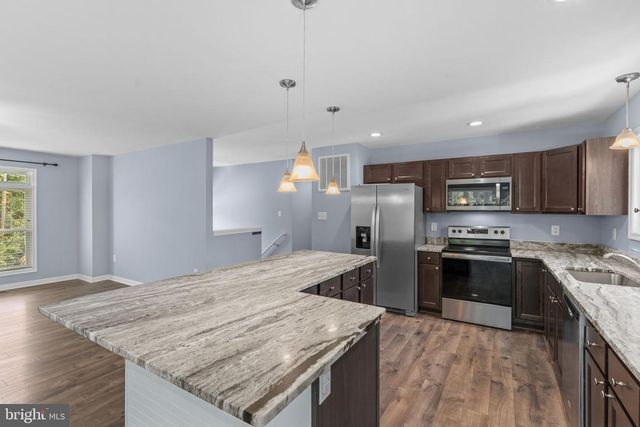 266 RIVERSIDE DR, Front Royal, VA 22630