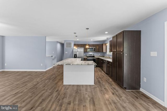 266 RIVERSIDE DR, Front Royal, VA 22630