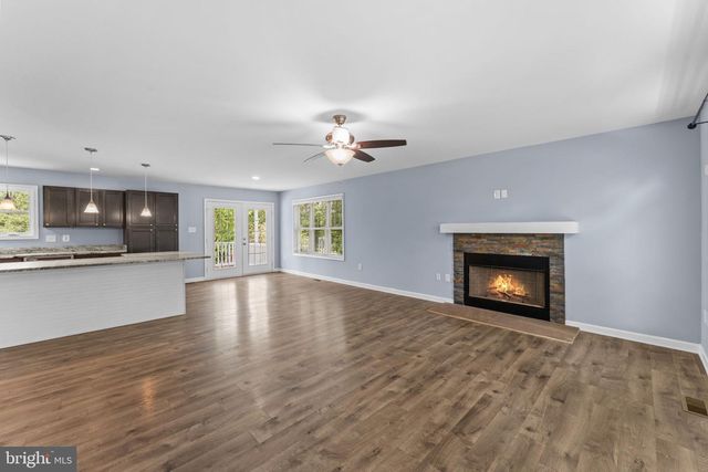 266 RIVERSIDE DR, Front Royal, VA 22630