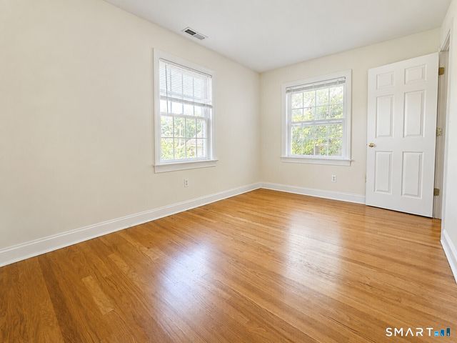 47 East Maple Street, New Canaan, CT 06840