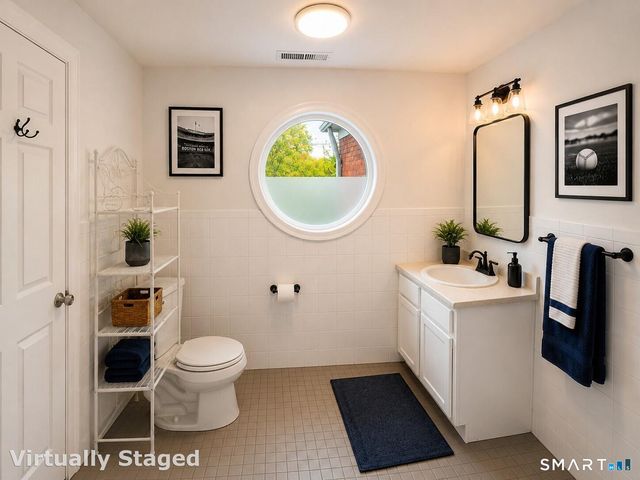 47 East Maple Street, New Canaan, CT 06840