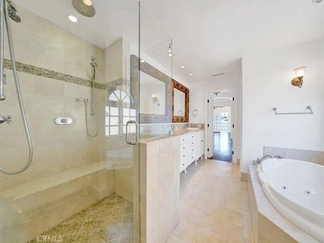 118 Via Xanthe, Newport Beach, CA 92663