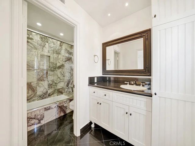 118 Via Xanthe, Newport Beach, CA 92663
