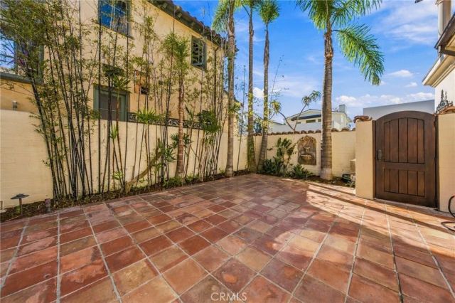 118 Via Xanthe, Newport Beach, CA 92663