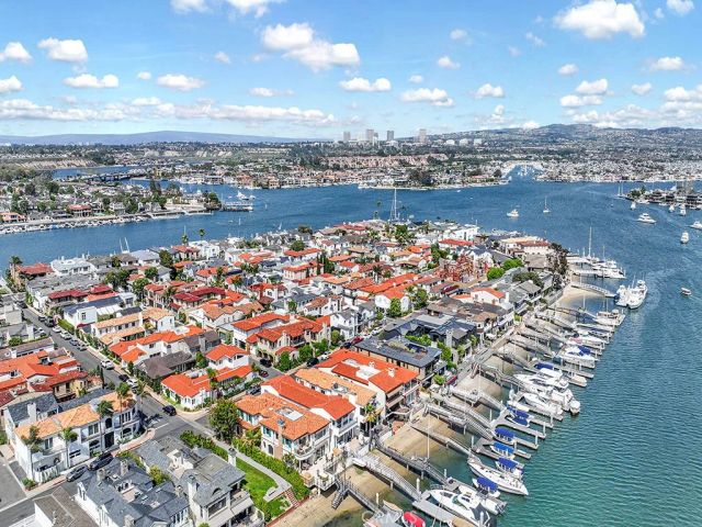 118 Via Xanthe, Newport Beach, CA 92663