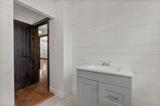 15 Reece Boulevard, Pineville, KY 40977