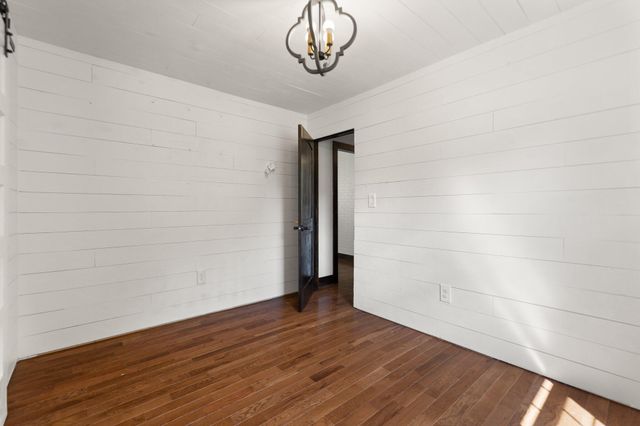 15 Reece Boulevard, Pineville, KY 40977