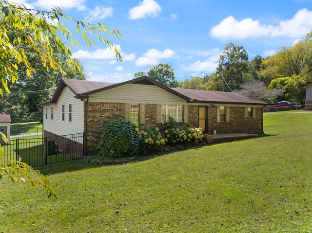 15 Reece Boulevard, Pineville, KY 40977