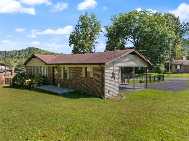 15 Reece Boulevard, Pineville, KY 40977