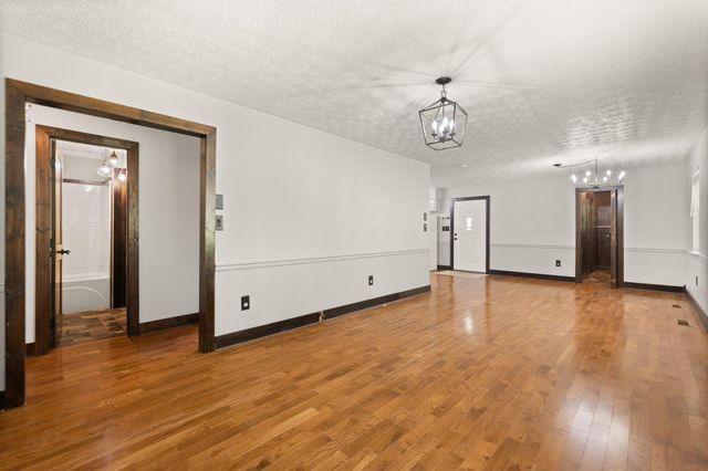 15 Reece Boulevard, Pineville, KY 40977