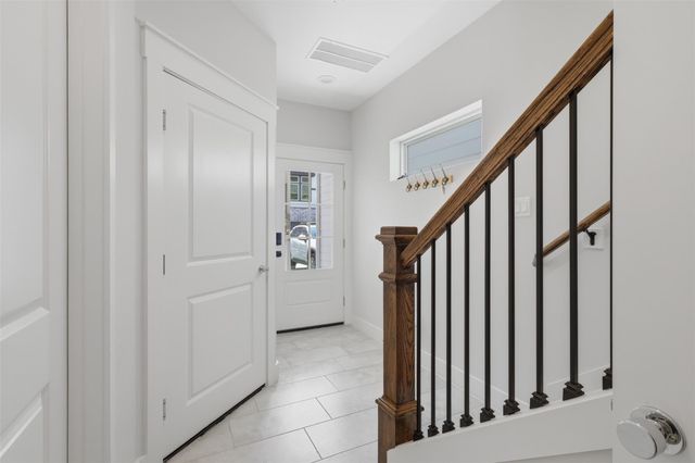 5305 Donovan Gardens Lane, Houston, TX 77091