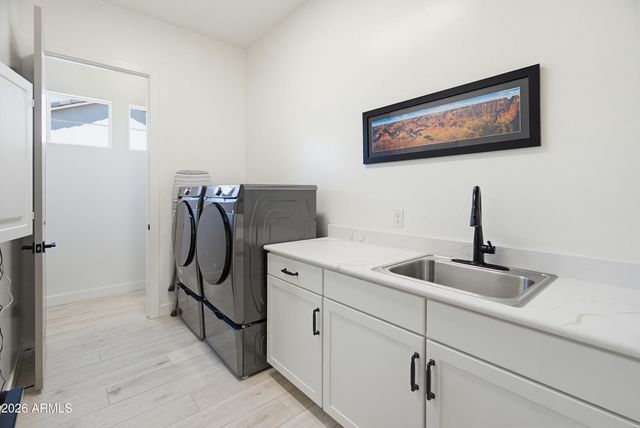 4236 E Whisper Rock Trail E, Cave Creek, AZ 85331