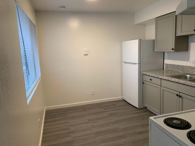 446 N Maple Avenue, Fresno, CA 93702