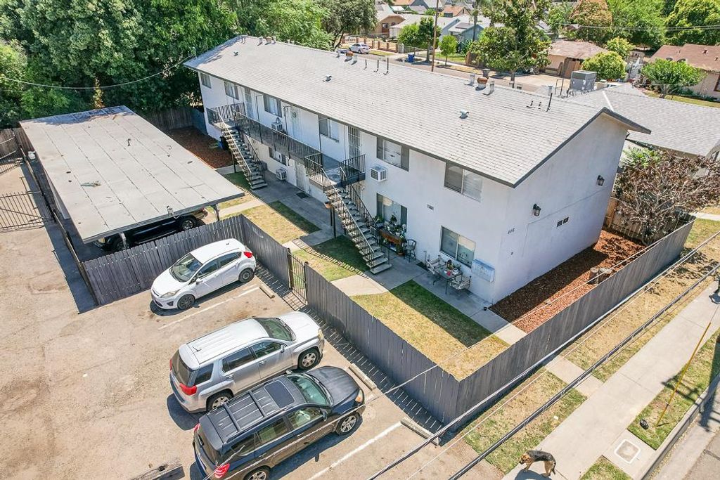 446 N Maple Avenue, Fresno, CA 93702