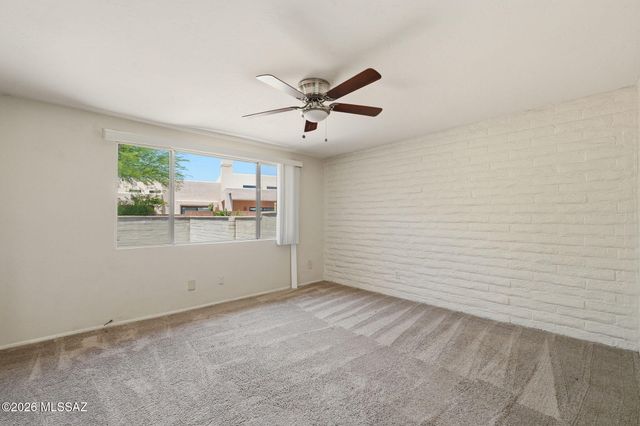 153 E Mountain Morning Drive, Tucson, AZ 85704