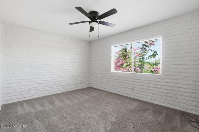 153 E Mountain Morning Drive, Tucson, AZ 85704