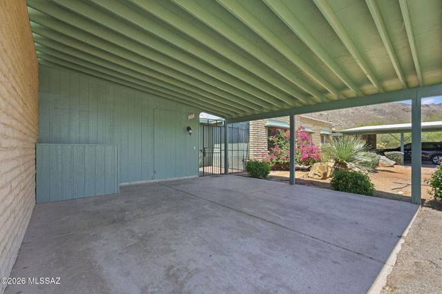 153 E Mountain Morning Drive, Tucson, AZ 85704
