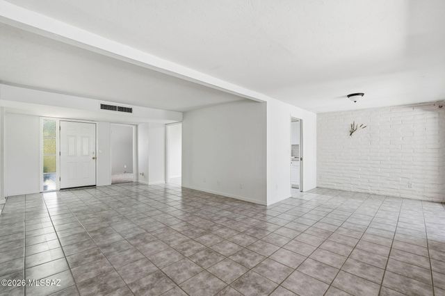 153 E Mountain Morning Drive, Tucson, AZ 85704