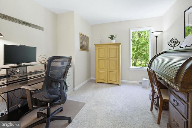 2640 SPRING VALLEY RD, Lancaster, PA 17601