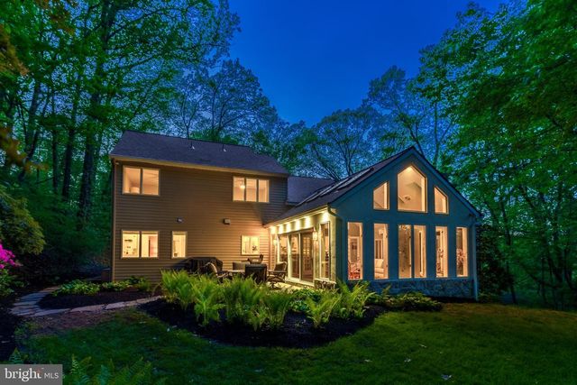 2640 SPRING VALLEY RD, Lancaster, PA 17601