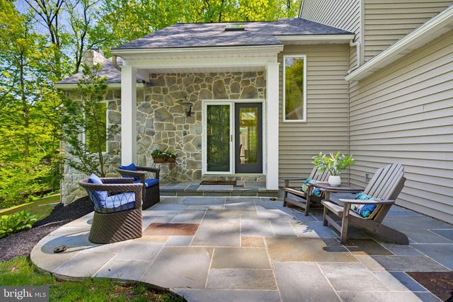 2640 SPRING VALLEY RD, Lancaster, PA 17601