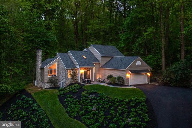 2640 SPRING VALLEY RD, Lancaster, PA 17601