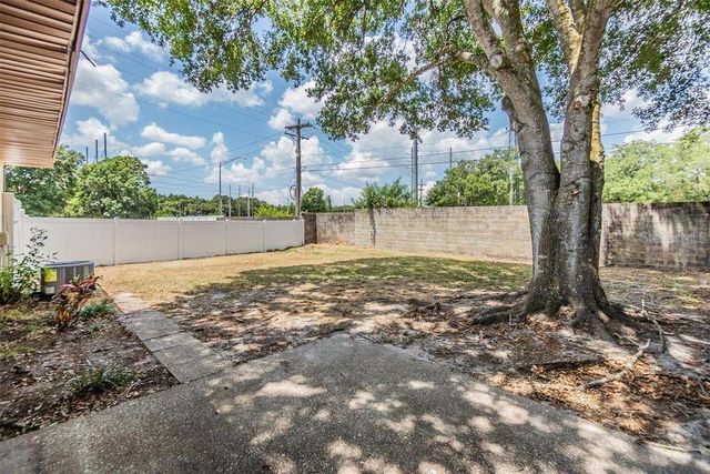 3302 LAUREL DALE DRIVE, Tampa, FL 33618