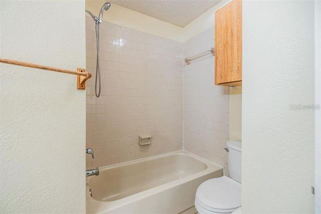 3302 LAUREL DALE DRIVE, Tampa, FL 33618