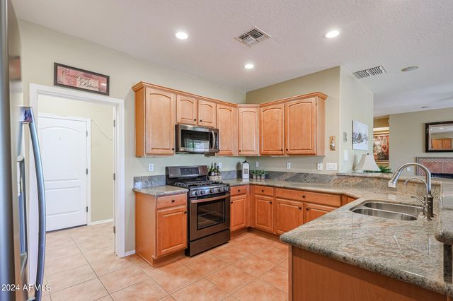 13755 W NOGALES Drive, Sun City West, AZ 85375