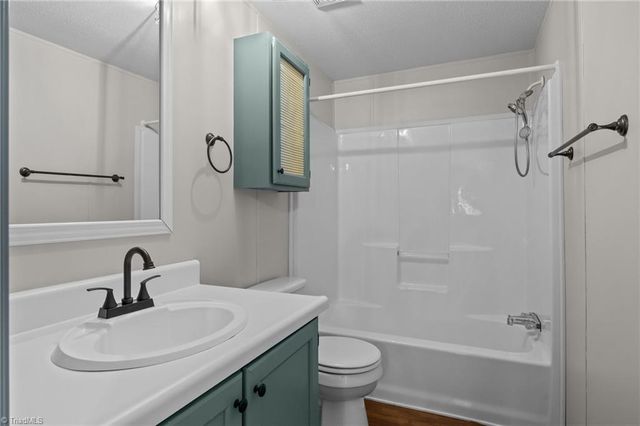 7121 Old Lexington Road, Winston-salem, NC 27107