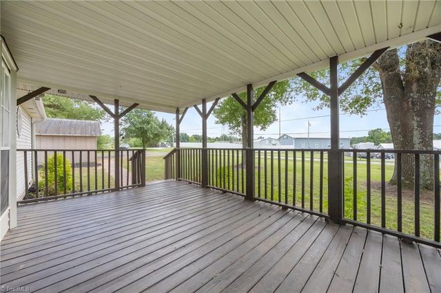 7121 Old Lexington Road, Winston-salem, NC 27107