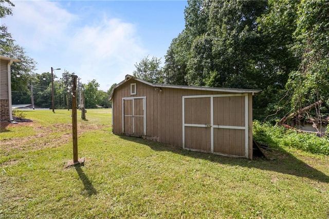 7121 Old Lexington Road, Winston-salem, NC 27107