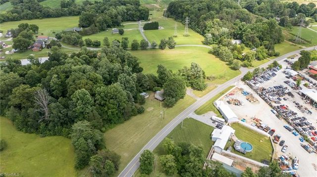 7121 Old Lexington Road, Winston-salem, NC 27107