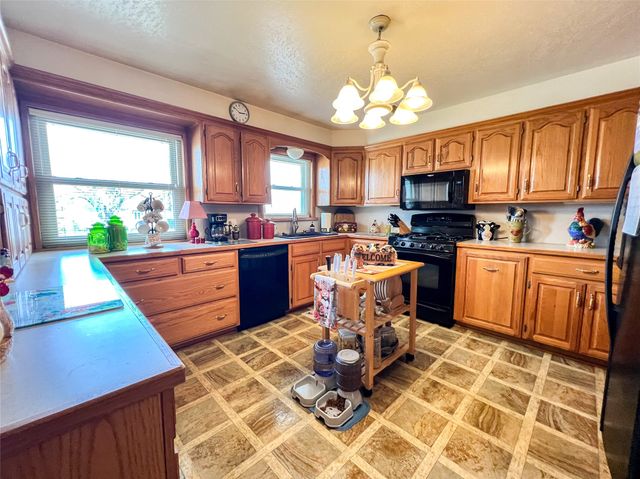 1001 SE 3rd Street, Knox City, TX 79529