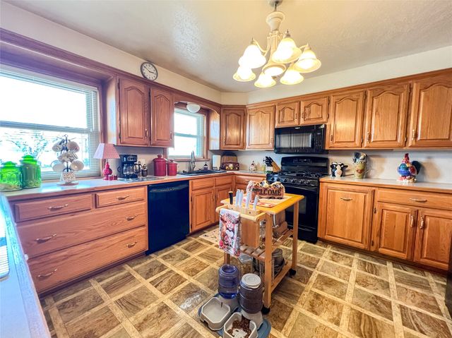 1001 SE 3rd Street, Knox City, TX 79529