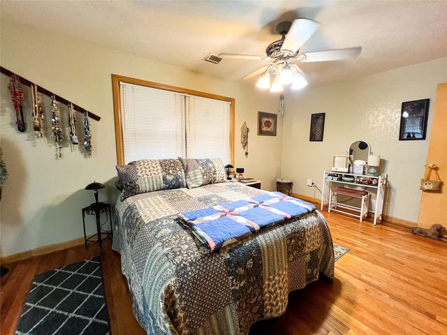 1001 SE 3rd Street, Knox City, TX 79529