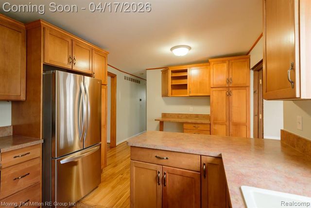 23116 Glenmoor Heights Heights, Farmington Hills, MI 48336