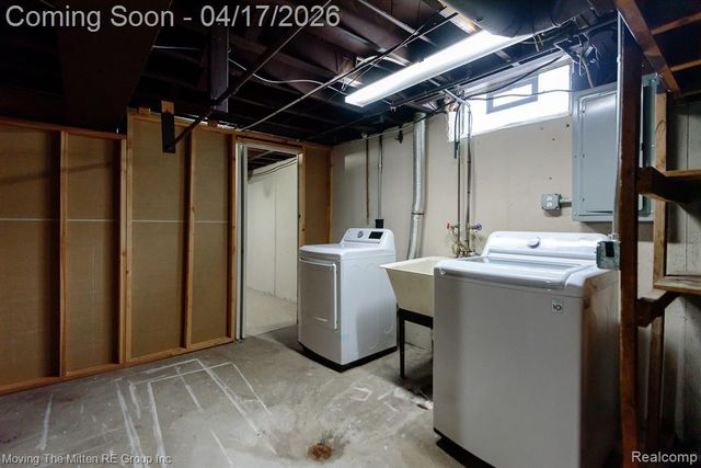 23116 Glenmoor Heights Heights, Farmington Hills, MI 48336