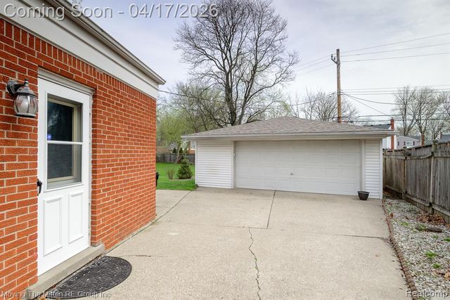 23116 Glenmoor Heights Heights, Farmington Hills, MI 48336