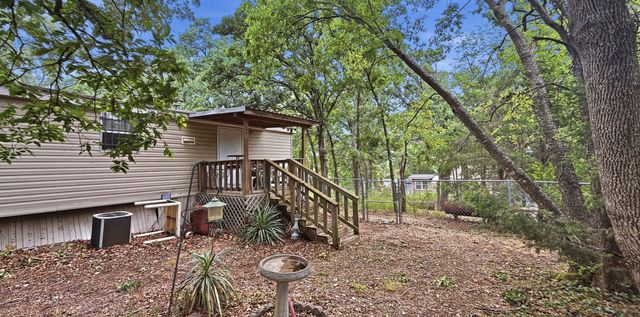 945 Lake Road, Gordonville, TX 76245