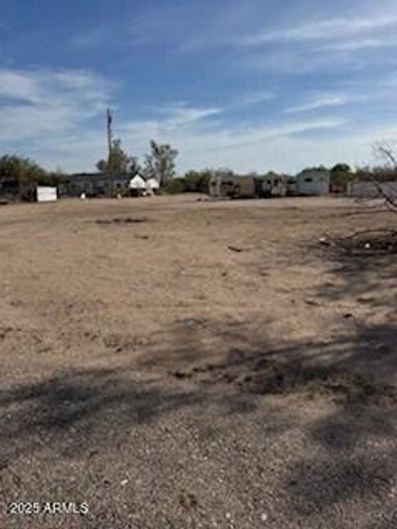 xxxxx W GRIFFIN Avenue 4,5,6, Wittmann, AZ 85361 — photo 2