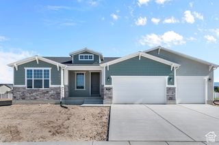 3028 W 2600 N, Clinton, UT 84015