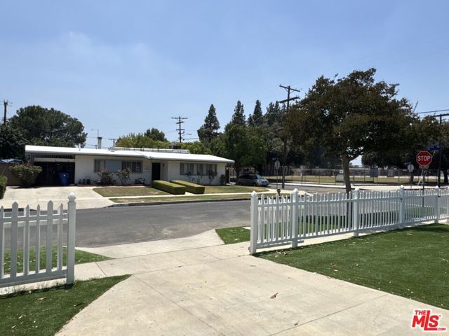 19459 Keswick Street, Reseda (los Angeles), CA 91335
