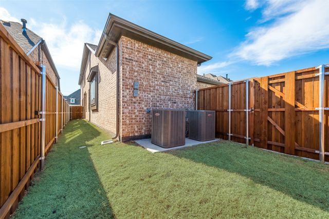 8059 Copper Way, Dallas, TX 75252