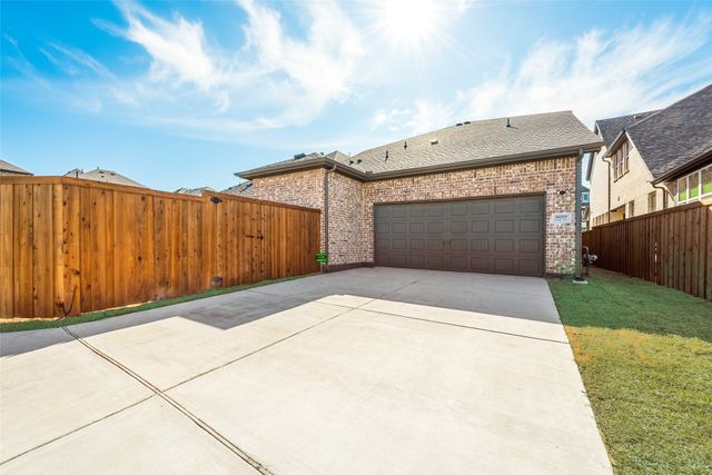 8059 Copper Way, Dallas, TX 75252