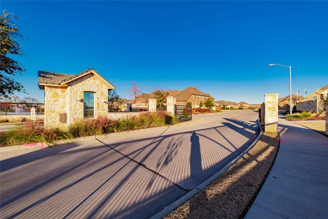 8059 Copper Way, Dallas, TX 75252