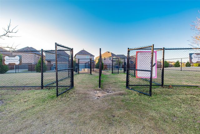 8059 Copper Way, Dallas, TX 75252