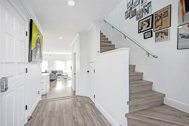21150 Jib Court J12, Aventura, FL 33180