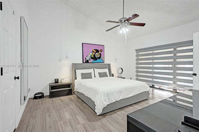 21150 Jib Court J12, Aventura, FL 33180